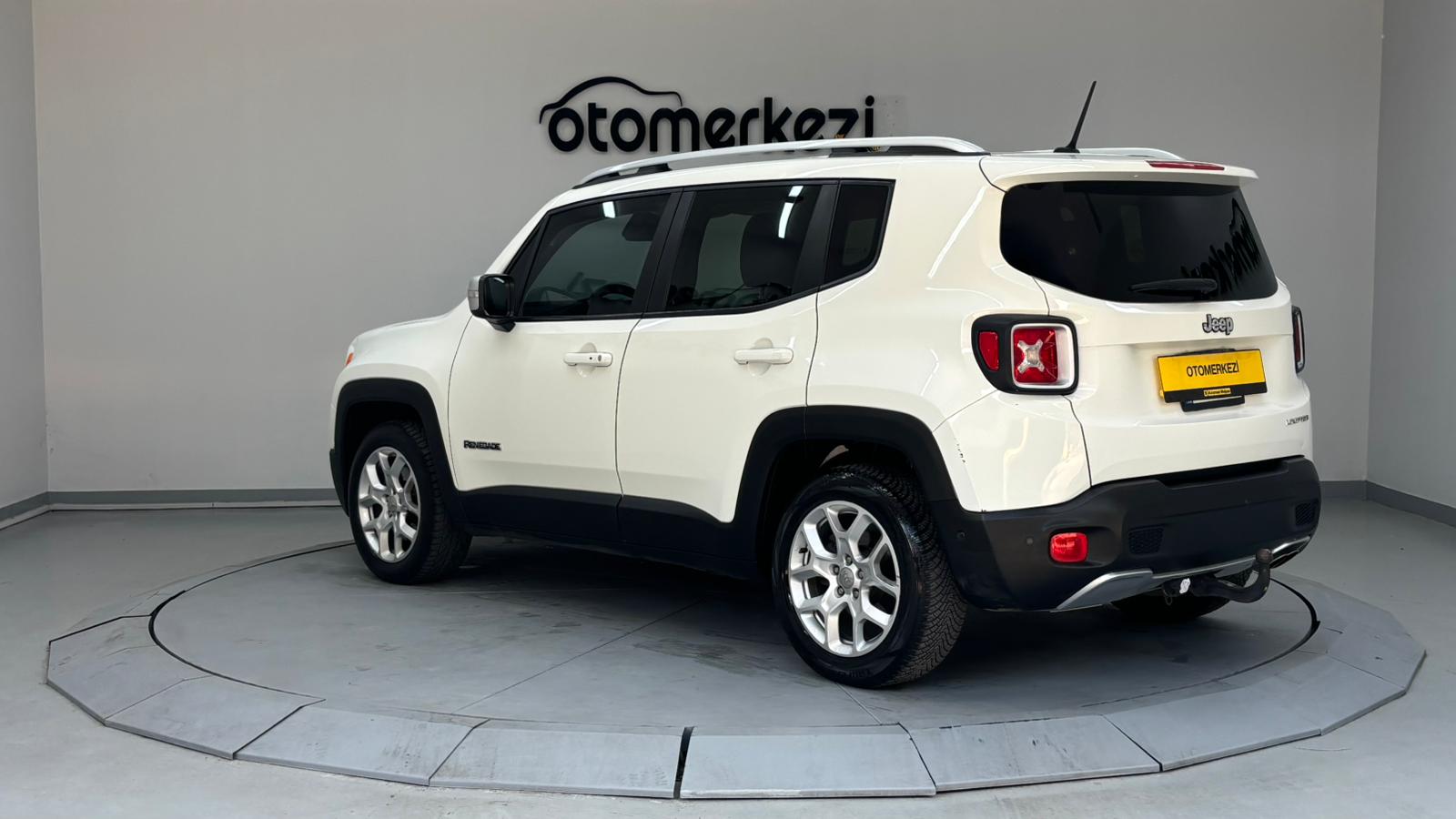 JEEP RENEGADE 4